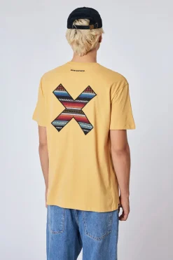 CAMISETA CLASSIC AMARILLA
