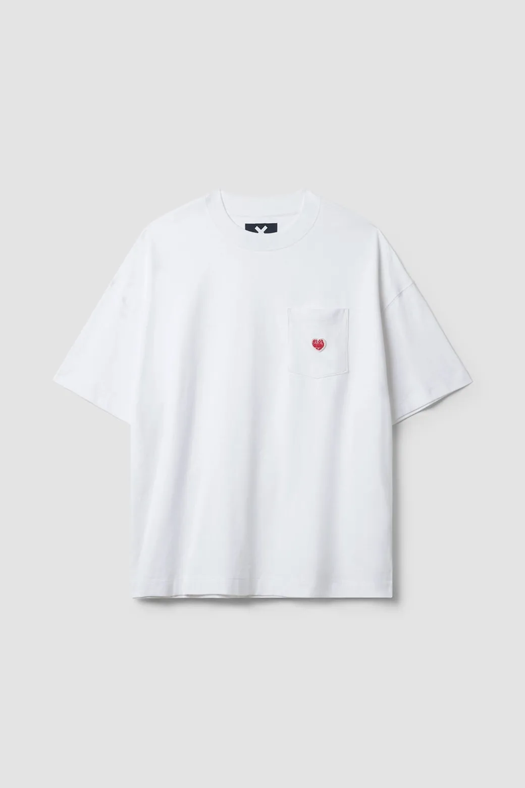 CAMISETA HEART POCKET BLANCA