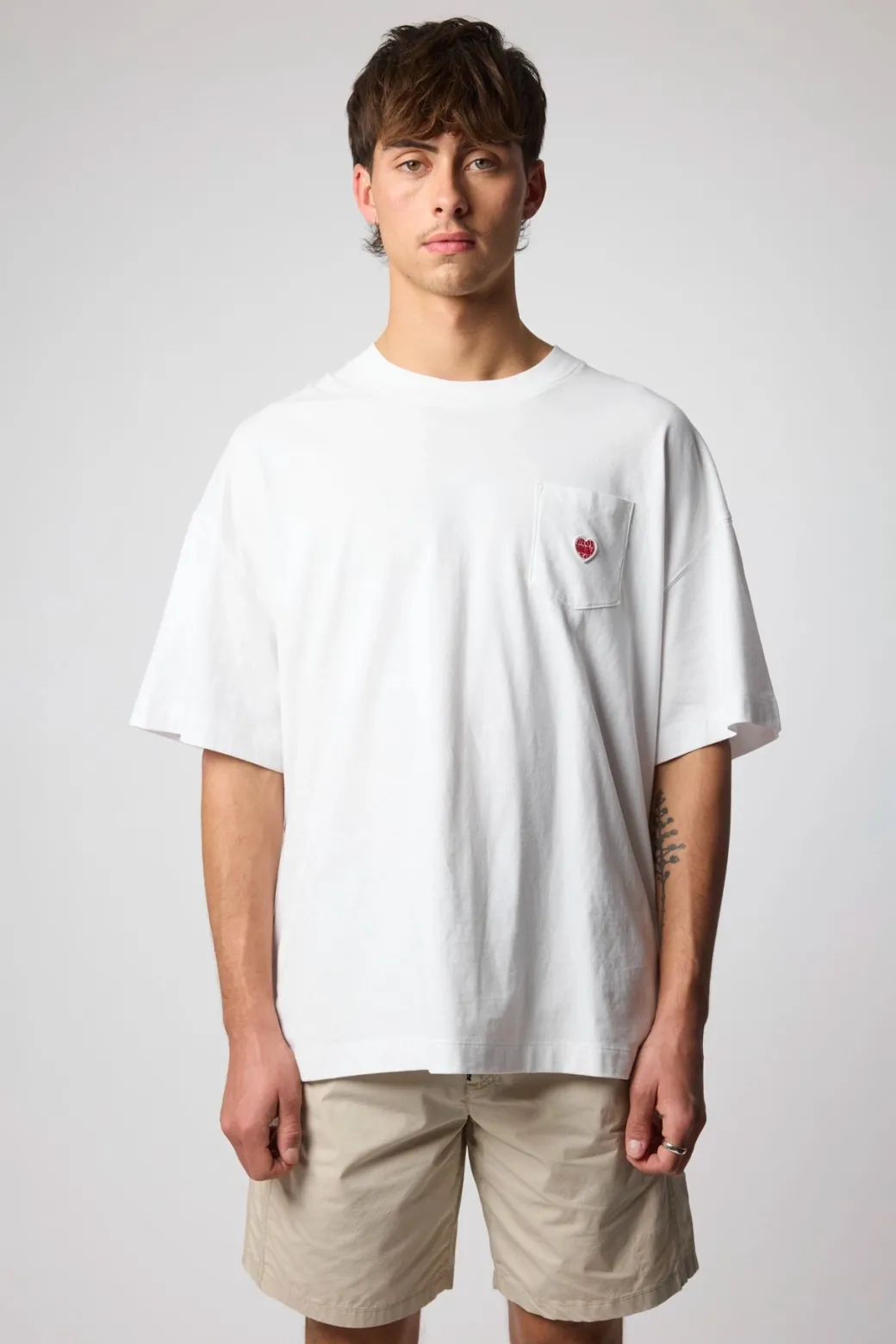 CAMISETA HEART POCKET BLANCA