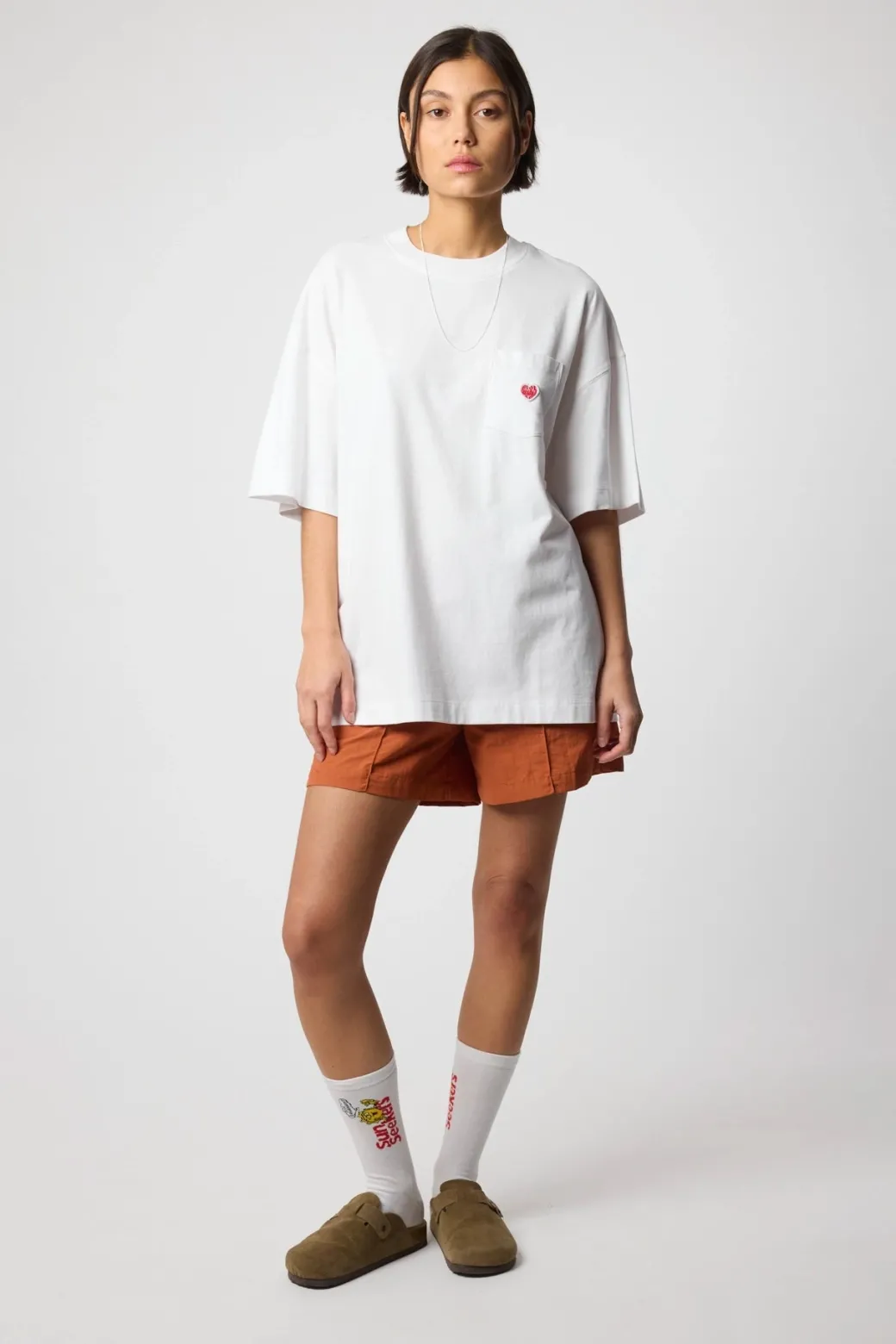 CAMISETA HEART POCKET BLANCA