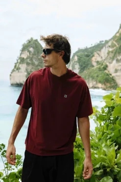 CAMISETA PATCH BURGUNDY