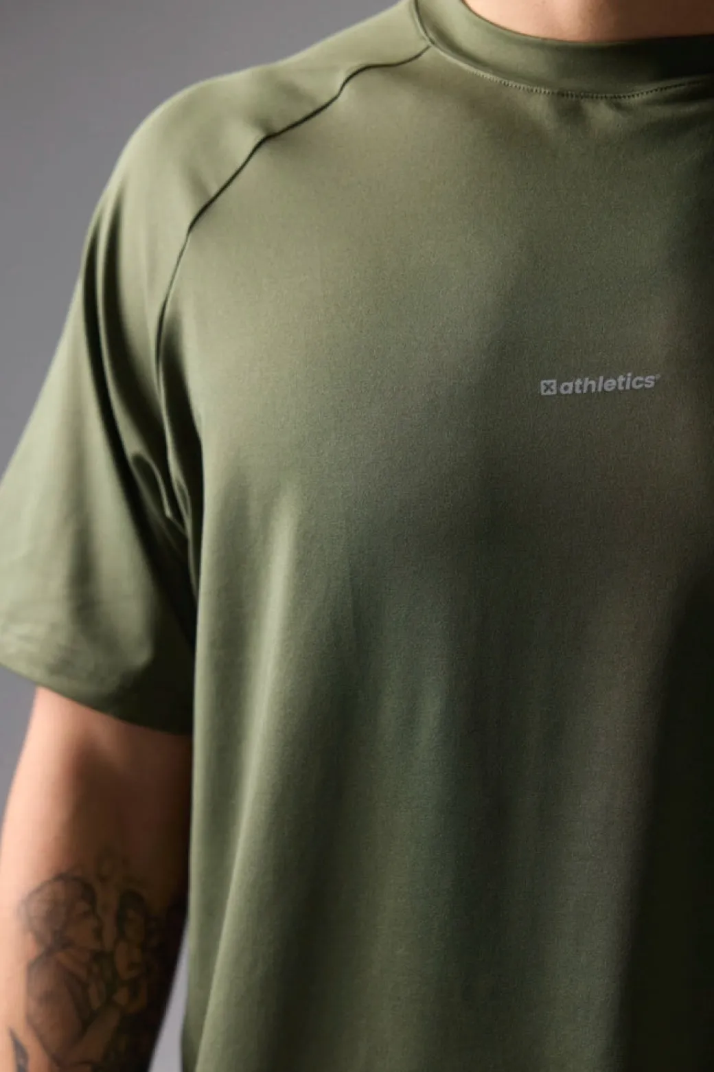 CAMISETA TRAIN ASTRAL GREEN