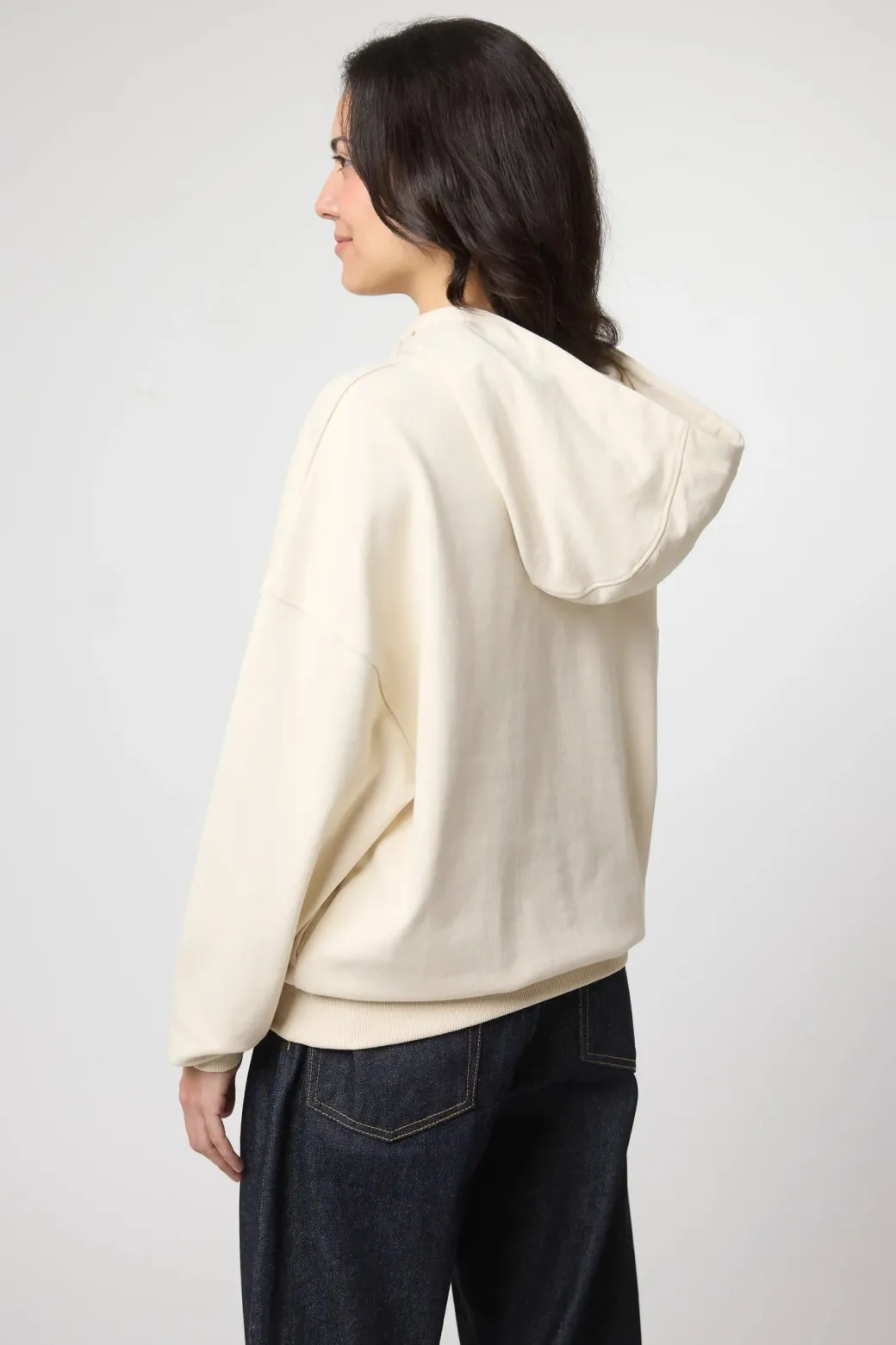 SUDADERA CON CAPUCHA BASIC PREMIUM CRD BLANCO ROTO