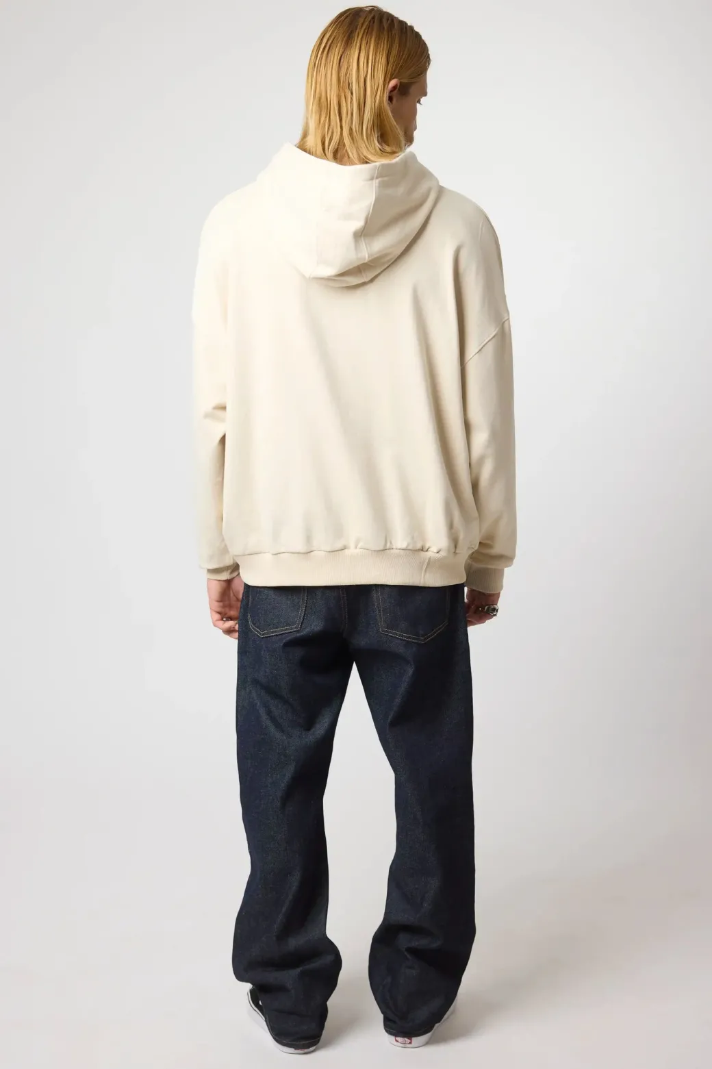 SUDADERA CON CAPUCHA BASIC PREMIUM CRD BLANCO ROTO