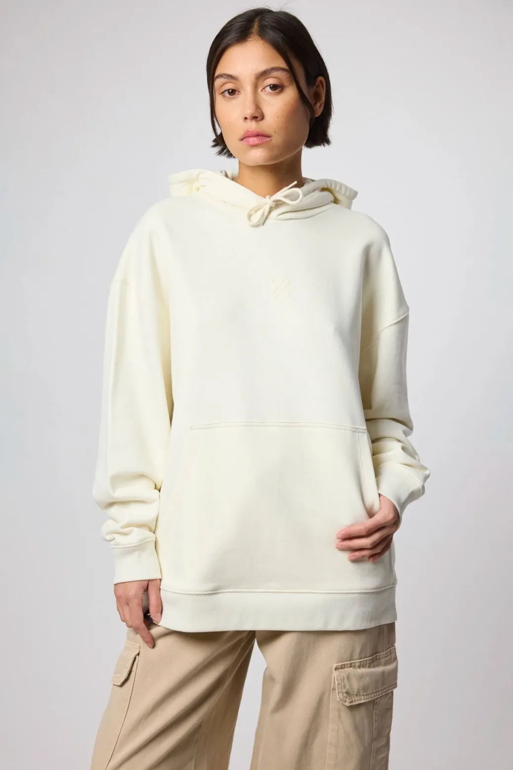 SUDADERA CON CAPUCHA BONFIRE CREMA