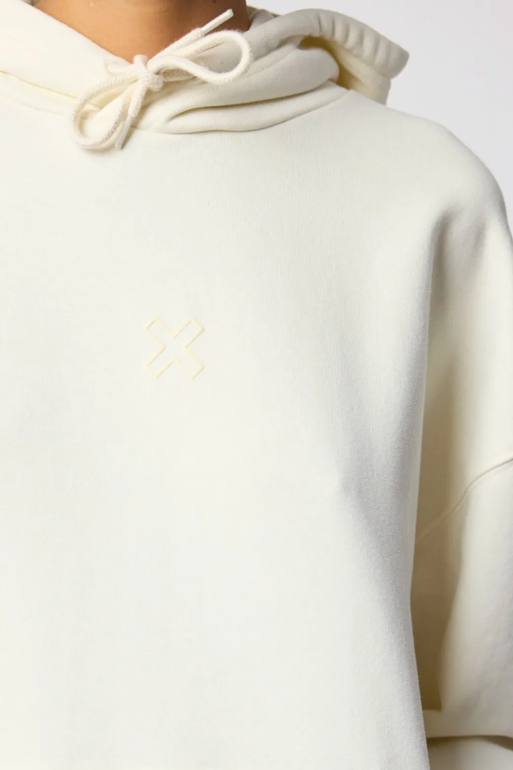 SUDADERA CON CAPUCHA BONFIRE CREMA