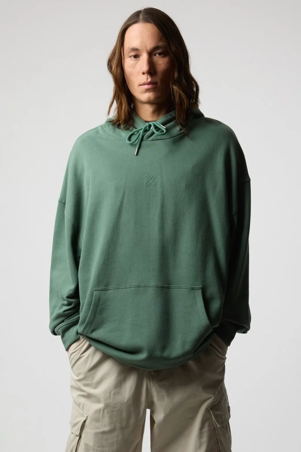 SUDADERA CON CAPUCHA BONFIRE PINE GREEN