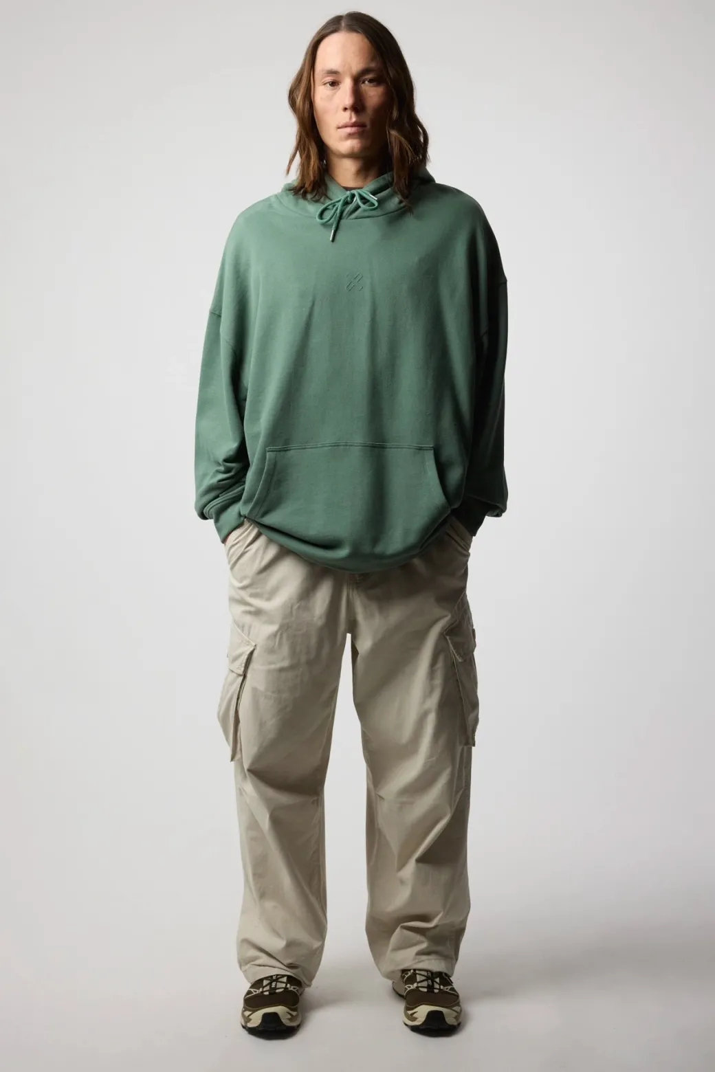 SUDADERA CON CAPUCHA BONFIRE PINE GREEN