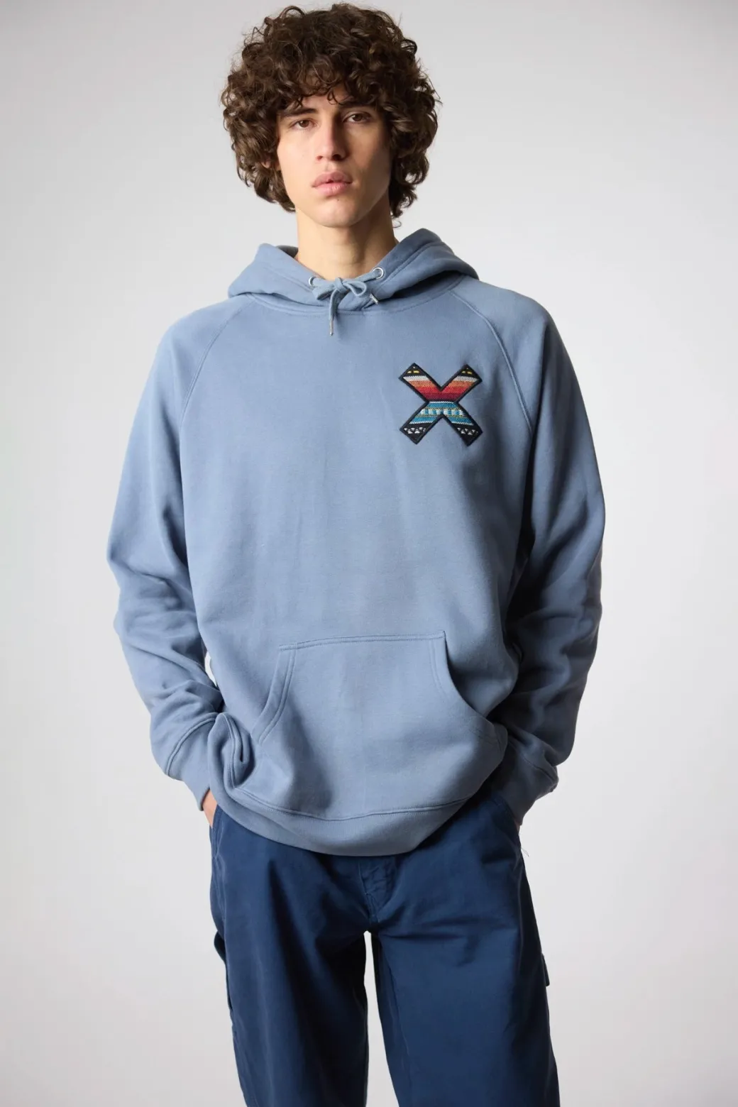 SUDADERA CON CAPUCHA CLASSIC SKY BLUE