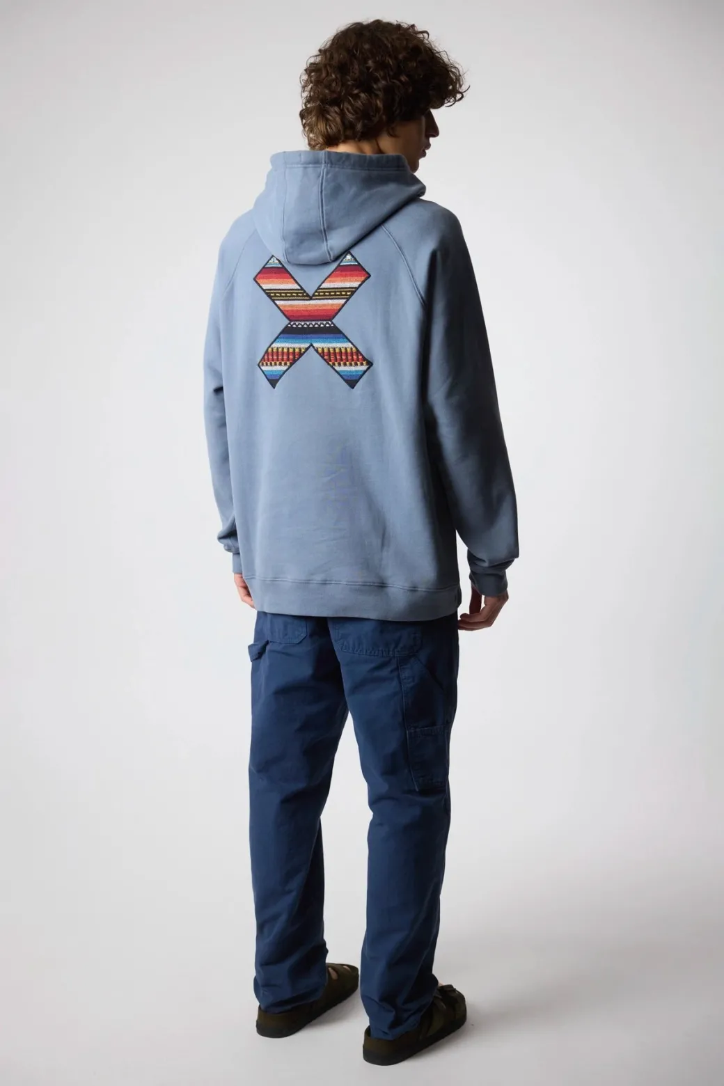SUDADERA CON CAPUCHA CLASSIC SKY BLUE