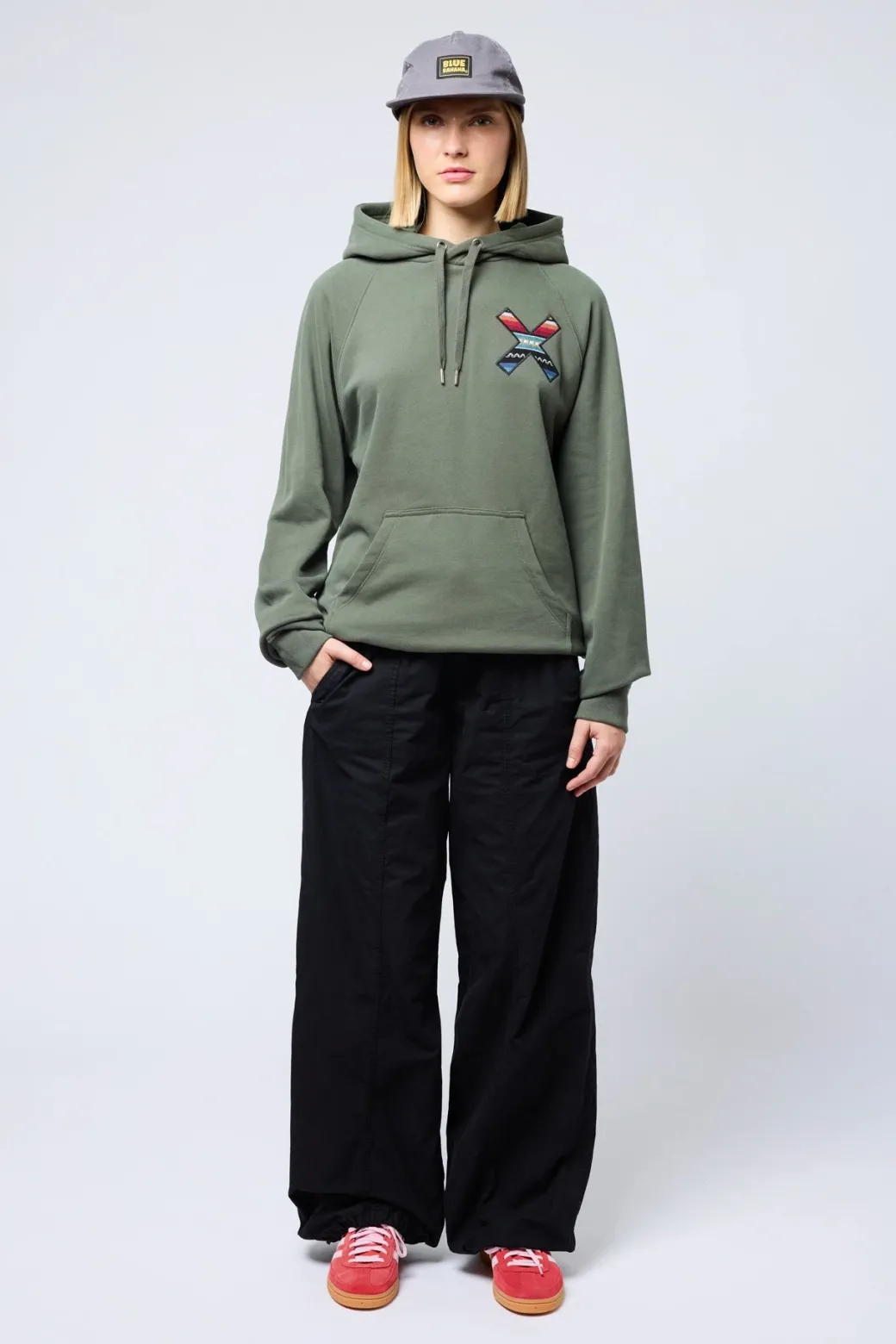 SUDADERA CON CAPUCHA CLASSIC CAQUI