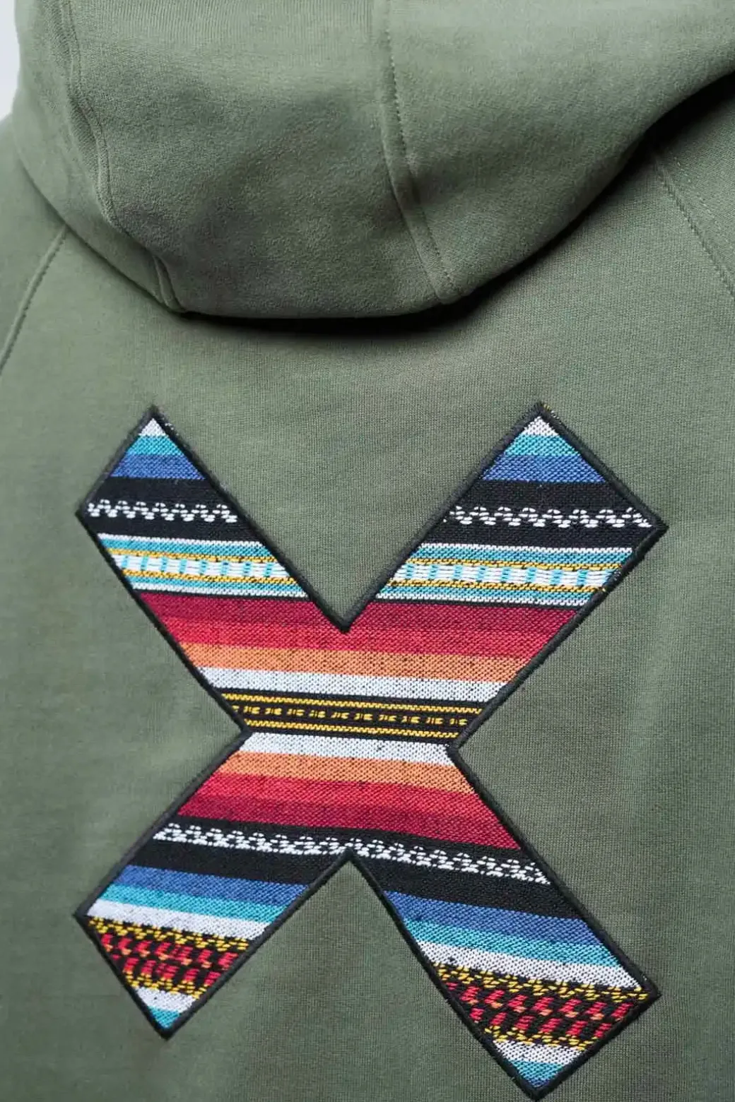 SUDADERA CON CAPUCHA CLASSIC CAQUI