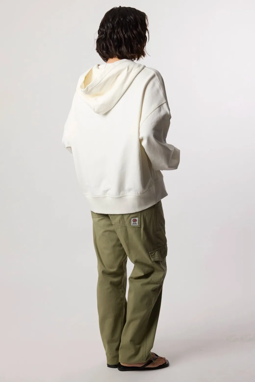 SUDADERA CON CAPUCHA FULL ZIP RANDOM BLANCO ROTO