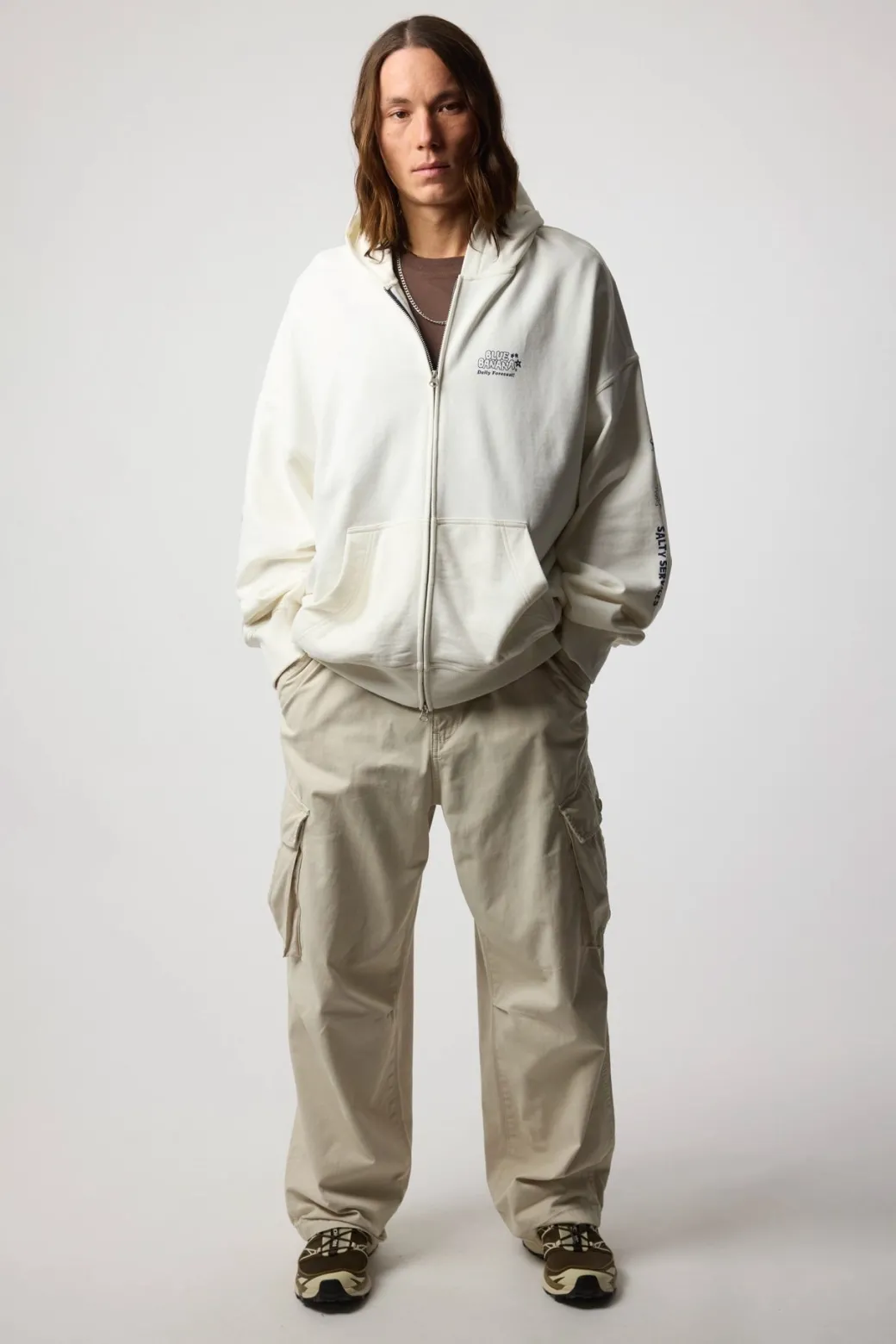 SUDADERA CON CAPUCHA FULL ZIP RANDOM BLANCO ROTO