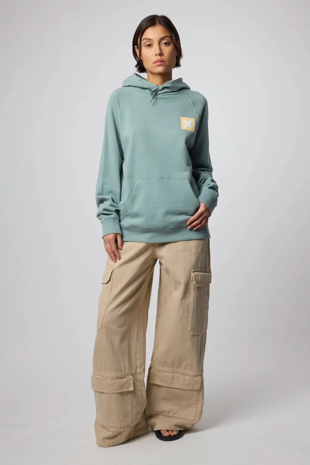 SUDADERA CON CAPUCHA NATURE MENTA