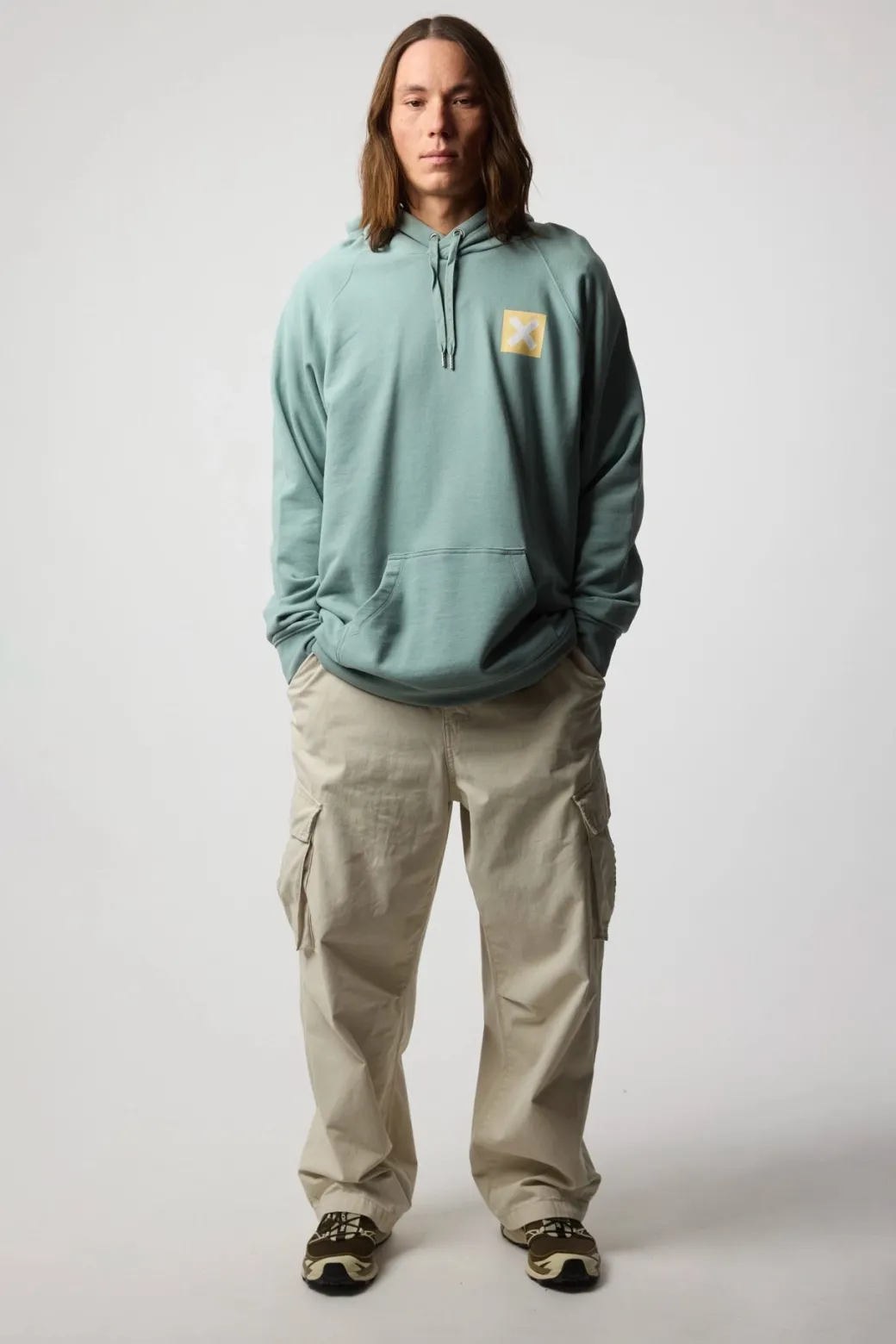 SUDADERA CON CAPUCHA NATURE MENTA