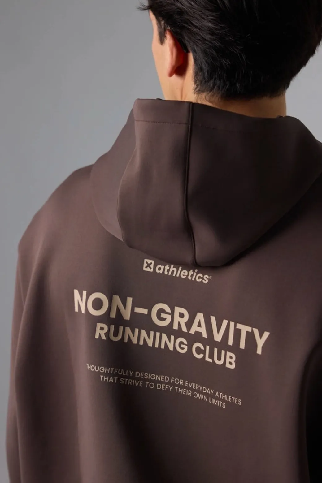 SUDADERA CON CAPUCHA NON-GRAVITY SOLID BROWN