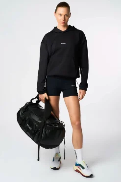 SUDADERA CON CAPUCHA TECH NEGRA OSCURA