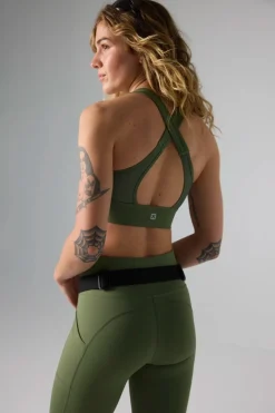 TOP MUJER ACTIVE ASTRAL GREEN